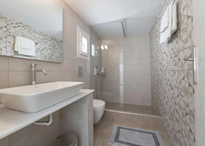 Lejlighed Yann House *